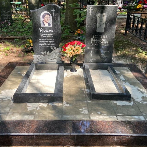 Фото Из какого материала делают памятники на могилу